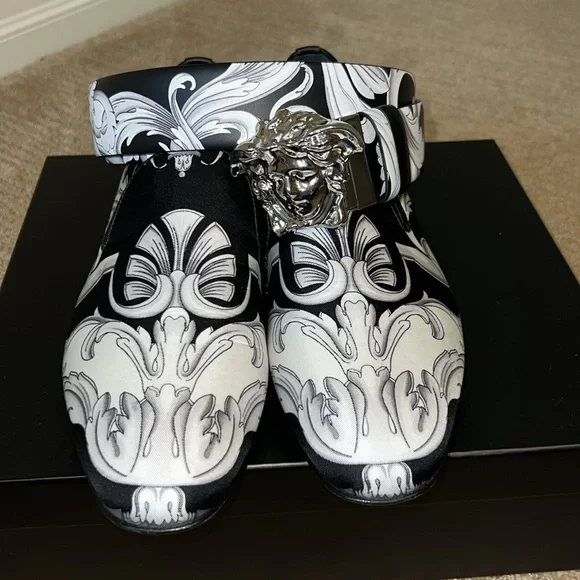 Reversible Versace belt - Picture 5 of 5